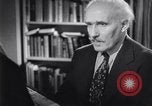 Immagine di Arturo Toscanini Riverdale New York USA, 1943, secondo 44 filmato di repertorio 65675025691