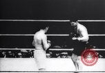 Standbild Tunney-Dempsey Kampf Chicago Illinois USA, 1927, aus Sekunde 22 historischem Filmmaterial Videoclip 65675025702