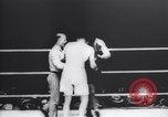 Standbild Tunney-Dempsey Kampf Chicago Illinois USA, 1927, aus Sekunde 48 historischem Filmmaterial Videoclip 65675025702