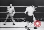 Standbild Tunney-Dempsey Kampf Chicago Illinois USA, 1927, aus Sekunde 55 historischem Filmmaterial Videoclip 65675025702