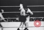 Standbild Tunney-Dempsey Kampf Chicago Illinois USA, 1927, aus Sekunde 57 historischem Filmmaterial Videoclip 65675025702
