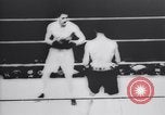 Standbild Tunney-Dempsey Kampf Chicago Illinois USA, 1927, aus Sekunde 20 historischem Filmmaterial Videoclip 65675025703