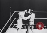 Standbild Tunney-Dempsey Kampf Chicago Illinois USA, 1927, aus Sekunde 29 historischem Filmmaterial Videoclip 65675025703