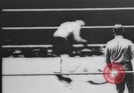 Standbild Tunney-Dempsey Kampf Chicago Illinois USA, 1927, aus Sekunde 16 historischem Filmmaterial Videoclip 65675025704