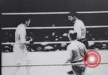 Standbild Tunney-Dempsey Kampf Chicago Illinois USA, 1927, aus Sekunde 20 historischem Filmmaterial Videoclip 65675025704