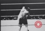 Standbild Tunney-Dempsey Kampf Chicago Illinois USA, 1927, aus Sekunde 30 historischem Filmmaterial Videoclip 65675025704