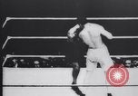 Standbild Tunney-Dempsey Kampf Chicago Illinois USA, 1927, aus Sekunde 36 historischem Filmmaterial Videoclip 65675025704