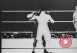 Standbild Tunney-Dempsey Kampf Chicago Illinois USA, 1927, aus Sekunde 38 historischem Filmmaterial Videoclip 65675025704