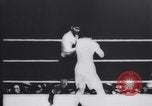 Standbild Tunney-Dempsey Kampf Chicago Illinois USA, 1927, aus Sekunde 42 historischem Filmmaterial Videoclip 65675025704