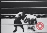 Standbild Tunney-Dempsey Kampf Chicago Illinois USA, 1927, aus Sekunde 58 historischem Filmmaterial Videoclip 65675025704