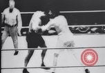 Standbild Tunney-Dempsey Kampf Chicago Illinois USA, 1927, aus Sekunde 61 historischem Filmmaterial Videoclip 65675025704
