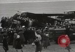 Immagine di Amy Johnson-Jim Mollison Galles, 1933, secondo 24 filmato di repertorio 65675025707