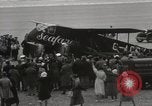 Immagine di Amy Johnson-Jim Mollison Galles, 1933, secondo 25 filmato di repertorio 65675025707