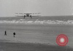 Immagine di Amy Johnson-Jim Mollison Galles, 1933, secondo 53 filmato di repertorio 65675025707