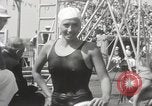 Image la natation et la plongée New York United States USA, 1933, de la seconde 62 séquences d'archives historiques vidéo 65675025708