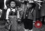 Standbild Tiroler Parade Fulpmes Österreich, 1936, aus Sekunde 57 historischem Filmmaterial Videoclip 65675025723
