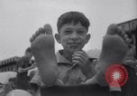 Standbild verwaiste Kinder haben ein Picknick New York United States USA, 1936, aus Sekunde 56 historischem Filmmaterial Videoclip 65675025724