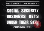 Standbild Tätowierung der Sozialversicherungsnummer Chicago Illinois USA, 1937, aus Sekunde 6 historischem Filmmaterial Videoclip 65675025727