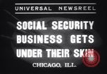 Standbild Tätowierung der Sozialversicherungsnummer Chicago Illinois USA, 1937, aus Sekunde 8 historischem Filmmaterial Videoclip 65675025727