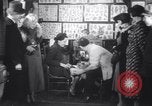 Standbild Tätowierung der Sozialversicherungsnummer Chicago Illinois USA, 1937, aus Sekunde 13 historischem Filmmaterial Videoclip 65675025727