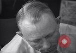Standbild Tätowierung der Sozialversicherungsnummer Chicago Illinois USA, 1937, aus Sekunde 51 historischem Filmmaterial Videoclip 65675025727