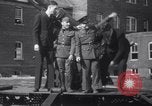 Standbild zwei riesige boys New York United States USA, 1937, aus Sekunde 29 historischem Filmmaterial Videoclip 65675025728