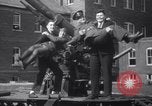 Standbild zwei riesige boys New York United States USA, 1937, aus Sekunde 34 historischem Filmmaterial Videoclip 65675025728