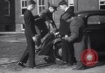 Standbild zwei riesige boys New York United States USA, 1937, aus Sekunde 41 historischem Filmmaterial Videoclip 65675025728