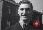 Standbild zwei riesige boys New York United States USA, 1937, aus Sekunde 46 historischem Filmmaterial Videoclip 65675025728