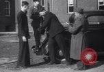 Standbild zwei riesige boys New York United States USA, 1937, aus Sekunde 55 historischem Filmmaterial Videoclip 65675025728