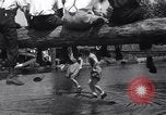 Standbild log rolling Longview Washington USA, 1937, aus Sekunde 27 historischem Filmmaterial Videoclip 65675025736