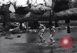 Standbild log rolling Longview Washington USA, 1937, aus Sekunde 29 historischem Filmmaterial Videoclip 65675025736