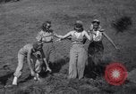 Standbild Sommer Ski California United States USA, 1939, aus Sekunde 10 historischem Filmmaterial Videoclip 65675025738