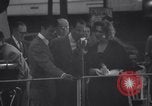 Standbild Weltpremiere des Films Detroit Michigan USA, 1951, aus Sekunde 19 historischem Filmmaterial Videoclip 65675025744