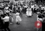 Standbild Weltpremiere des Films Detroit Michigan USA, 1951, aus Sekunde 28 historischem Filmmaterial Videoclip 65675025744