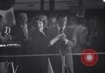 Standbild Weltpremiere des Films Detroit Michigan USA, 1951, aus Sekunde 45 historischem Filmmaterial Videoclip 65675025744