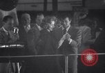 Standbild Weltpremiere des Films Detroit Michigan USA, 1951, aus Sekunde 48 historischem Filmmaterial Videoclip 65675025744