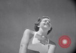 Standbild Sand-hobeln auf Long Island beach Long Island New York USA, 1951, aus Sekunde 14 historischem Filmmaterial Videoclip 65675025746