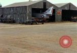 Immagine di American MCB-10 Chu Lai Vietnam, 1965, secondo 3 filmato di repertorio 65675025749
