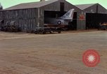 Immagine di American MCB-10 Chu Lai Vietnam, 1965, secondo 15 filmato di repertorio 65675025749