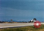 Standbild US Marine F-4s und ein A-4 Landung am Flugplatz Chu Lai Vietnam, 1967, aus Sekunde 42 historischem Filmmaterial Videoclip 65675025754