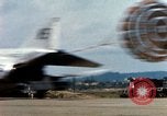 Standbild US Marine F-4s und ein A-4 Landung am Flugplatz Chu Lai Vietnam, 1967, aus Sekunde 48 historischem Filmmaterial Videoclip 65675025754