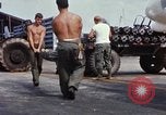 Standbild US-Marines arm F-4-Flugzeuge mit Bomben Chu Lai Vietnam, 1967, aus Sekunde 11 historischem Filmmaterial Videoclip 65675025755