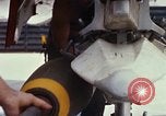 Standbild US-Marines arm F-4-Flugzeuge mit Bomben Chu Lai Vietnam, 1967, aus Sekunde 53 historischem Filmmaterial Videoclip 65675025755