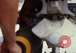 Standbild US-Marines arm F-4-Flugzeuge mit Bomben Chu Lai Vietnam, 1967, aus Sekunde 54 historischem Filmmaterial Videoclip 65675025755