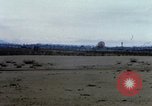 Standbild US Marine A-4E und F-4B Phantom II Jet Fighters Chu Lai Vietnam, 1967, aus Sekunde 43 historischem Filmmaterial Videoclip 65675025756