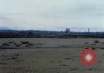 Standbild US Marine A-4E und F-4B Phantom II Jet Fighters Chu Lai Vietnam, 1967, aus Sekunde 44 historischem Filmmaterial Videoclip 65675025756