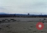 Standbild US Marine A-4E und F-4B Phantom II Jet Fighters Chu Lai Vietnam, 1967, aus Sekunde 45 historischem Filmmaterial Videoclip 65675025756