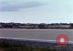 Standbild US Marine Corps Kampfflugzeuge landen und starten Chu Lai Vietnam, 1967, aus Sekunde 61 historischem Filmmaterial Videoclip 65675025758