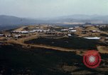 Immagine di Divisione Americal base Chu Lai Vietnam, 1967, secondo 10 filmato di repertorio 65675025759